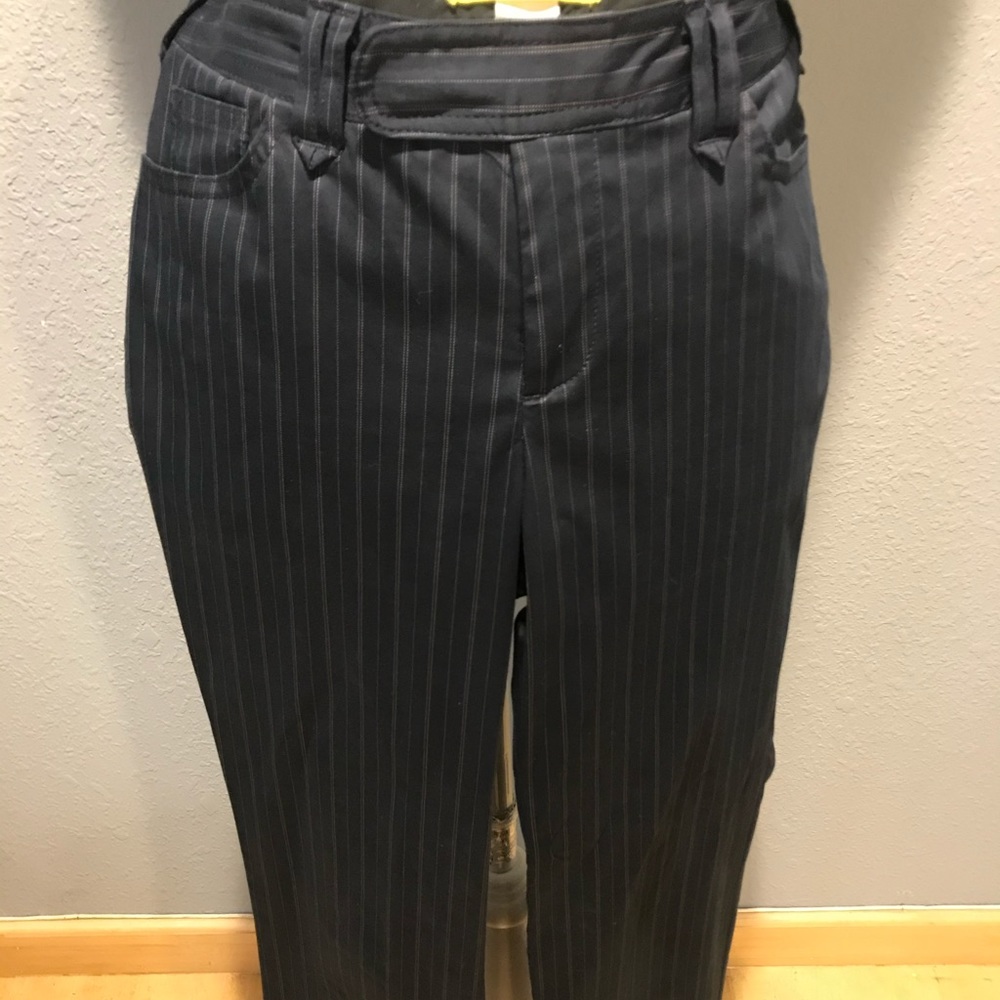 pants - Picture 3 of 3